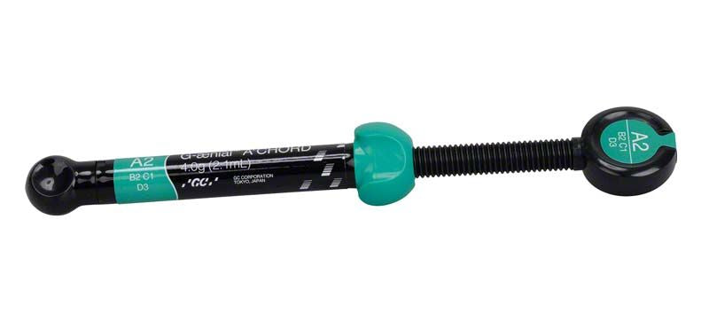G-aenial™ A'CHORD Spritze A2 mit Applikatorspitze und Farbcodierung.