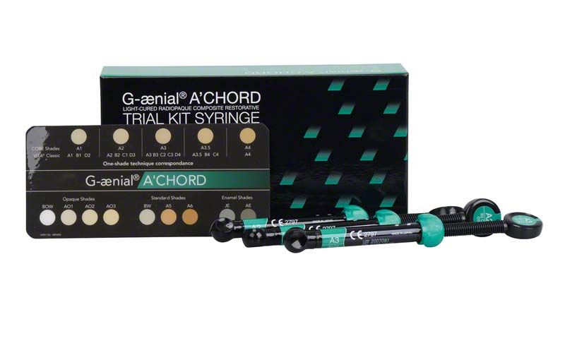 G-aenial™ ACHORD Spritzen Trialkit Kit A mit Farbmusterkarte.
