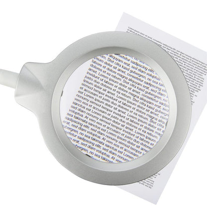 LED-Lupenleuchte mit 3 Dioptrien und flexiblem Arm über Dokument.