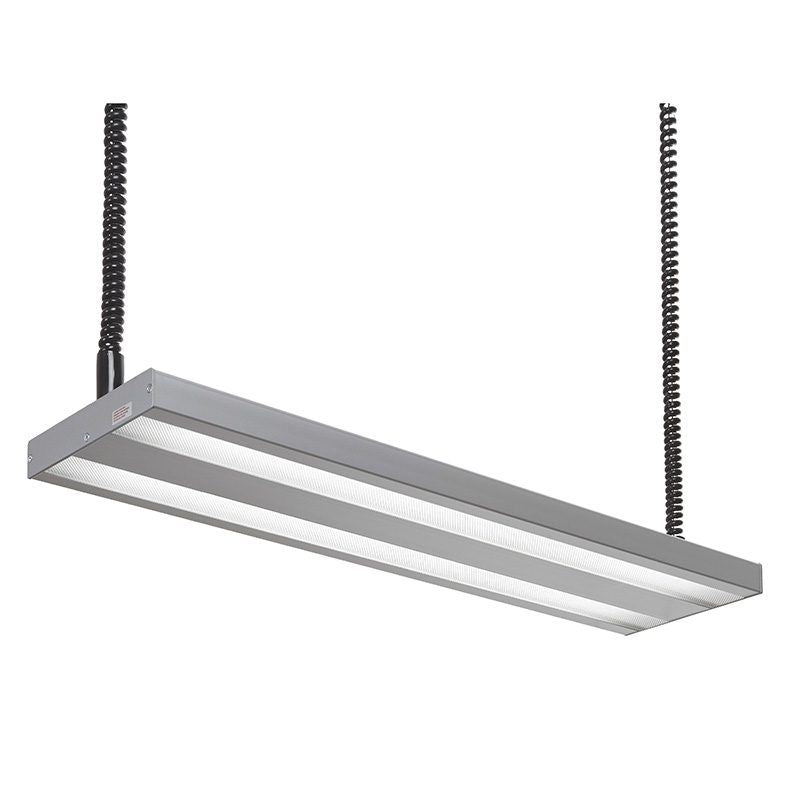 LED Pendelleuchte Slim Line P48 in rechteckiger Form mit Aufhängung.