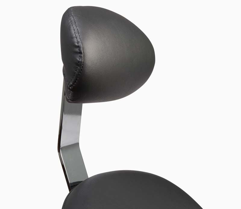 Bambach® Rückenlehne Smart in schwarzem Leder mit verchromtem Gestell.