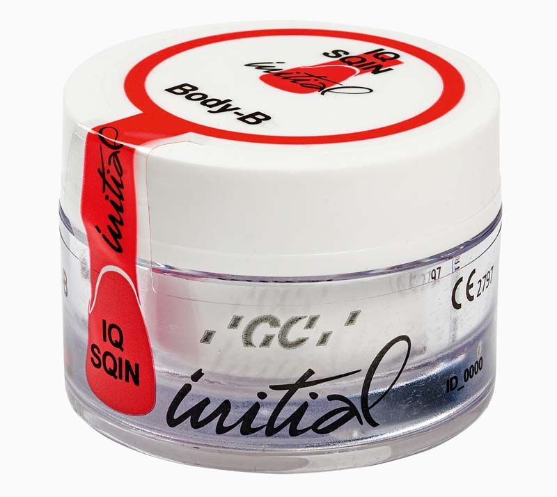 Dose mit GC Initial IQ SQIN Powder Dentin Body-B Aufschrift und rotem Siegel.