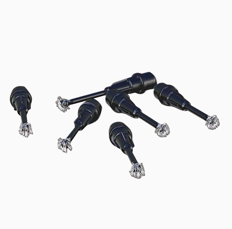 Hochwertige Brush-Kanülen für GLUMA Desensitizer PowerGel in schwarzer Ausführung.