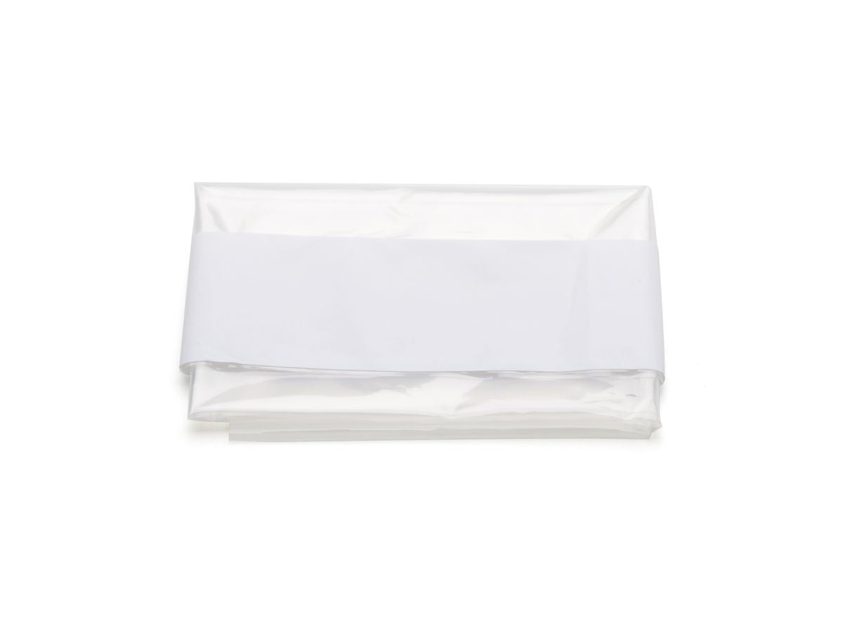 Transparente Abdeckfolie mit Klebeleiste, gefaltet auf weißem Hintergrund.