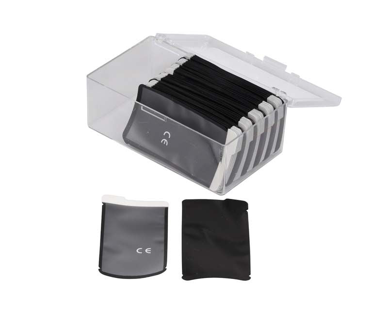 Schutzhüllen für Speicherfolien Gr. 3 in transparenter Box.