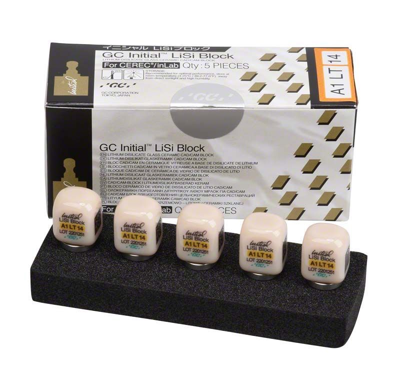 GC Initial™ LiSi Block CEREC 14 LT A1 in Verpackung mit fünf Blöcken.