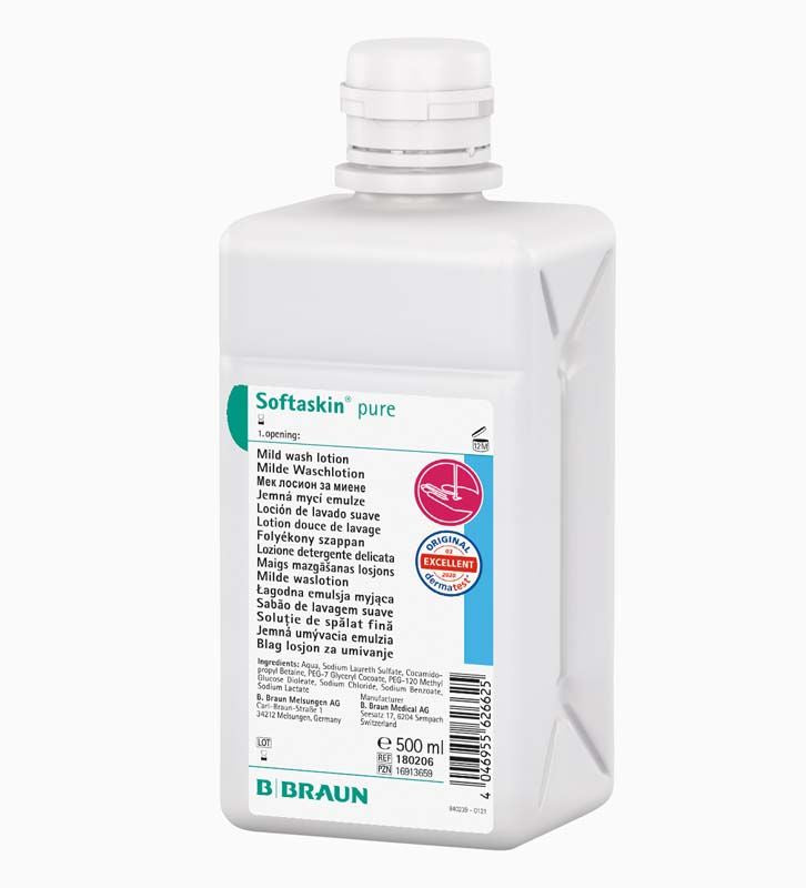 Weißer 500ml Softaskin® pure Faltflasche mit Etikett und B. Braun-Logo.