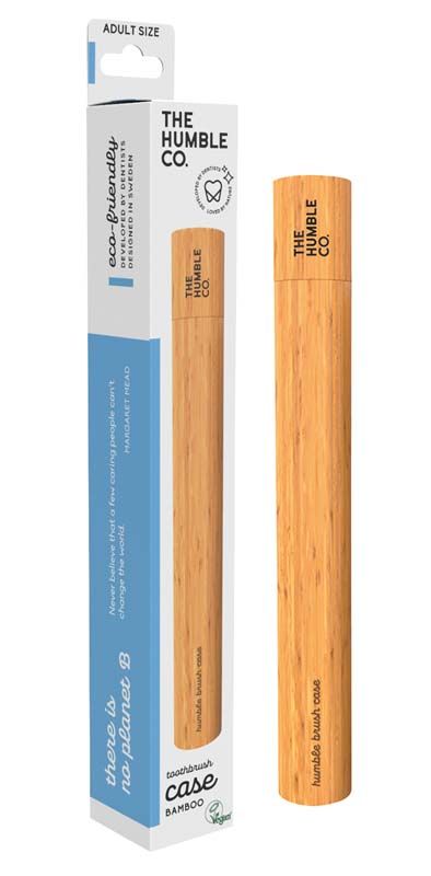 Zahnbürstenetui aus Bambus von The Humble Co. in Verpackung.