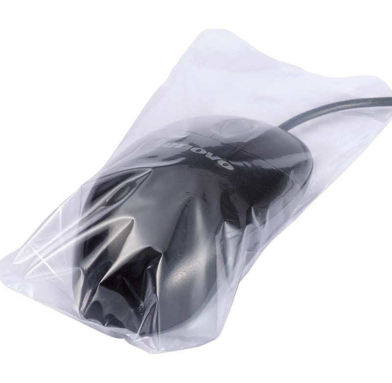 Schwarze Computermaus in transparenter BioMaus Schutzhülle.