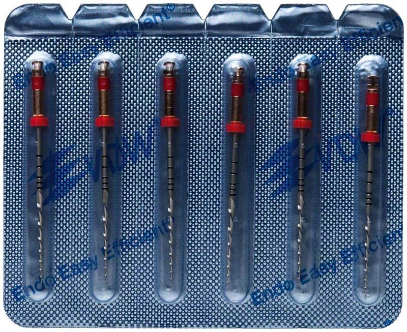 RECIPROC® Feilen 31mm R25 in Blisterverpackung für Endodontiebehandlung.