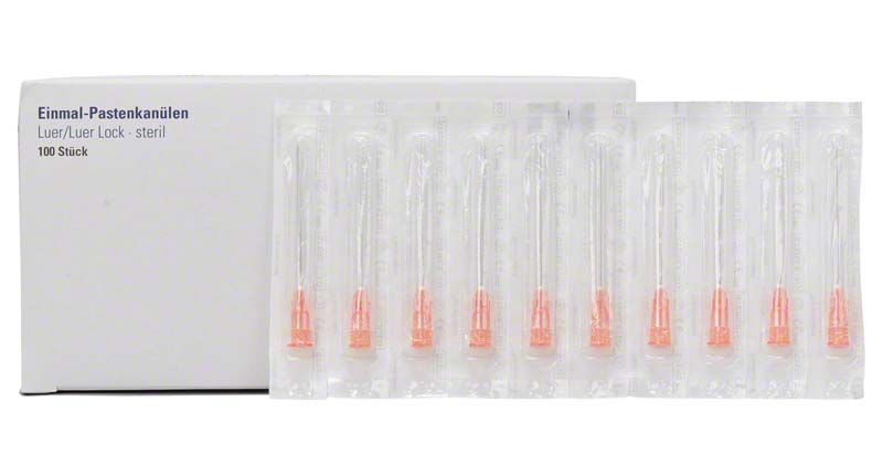 Einmal-Pastenkanülen 20G in transparenter Einzelverpackung vor weißer Box.