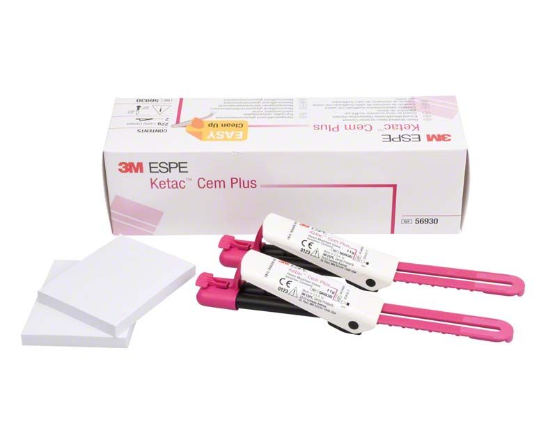 Ketac™ Cem Plus Clicker Refill mit Verpackung und zwei Applikatoren.