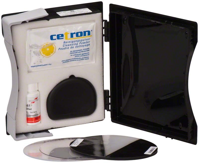 Schwarzes BIOPLAST® XTREME PRO Kit mit Mundschutz und Zubehör.