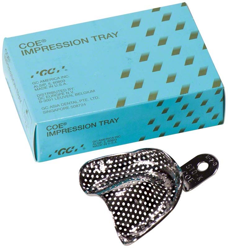 Metall-Löffel COE® STO-K #U-2-O, oval, vor Verpackung.