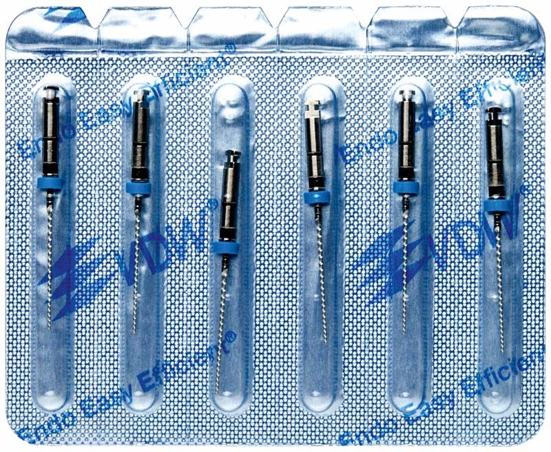 Blisterpackung mit sechs FlexMaster Endofeilen 21mm Gr. 40/.02.