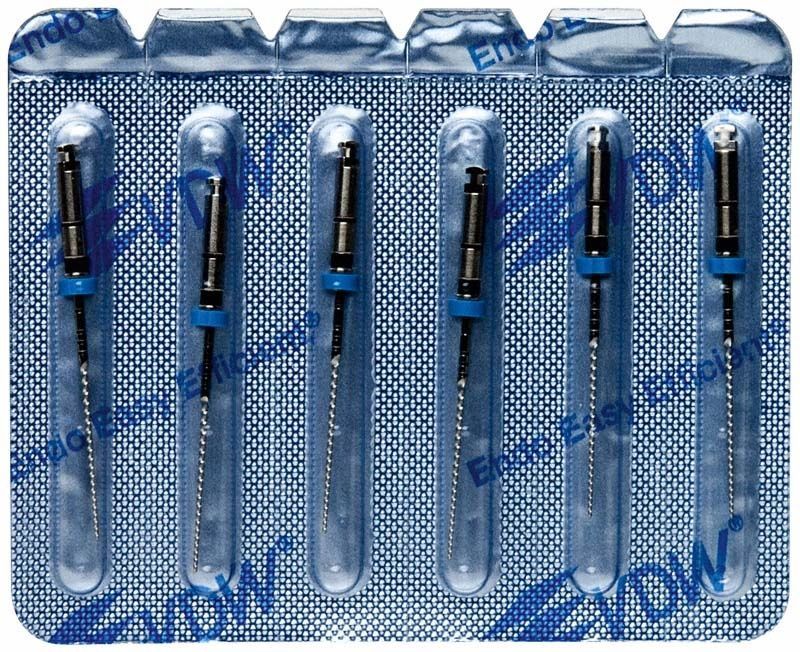 FlexMaster® Feilenset für Wurzelkanalbehandlung in Blisterverpackung.