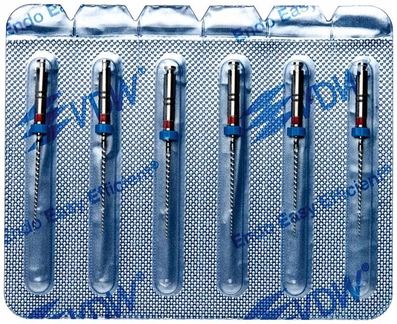 FlexMaster Taper .04 21mm Gr. 25/.04 in Blisterverpackung mit sechs Feilen.