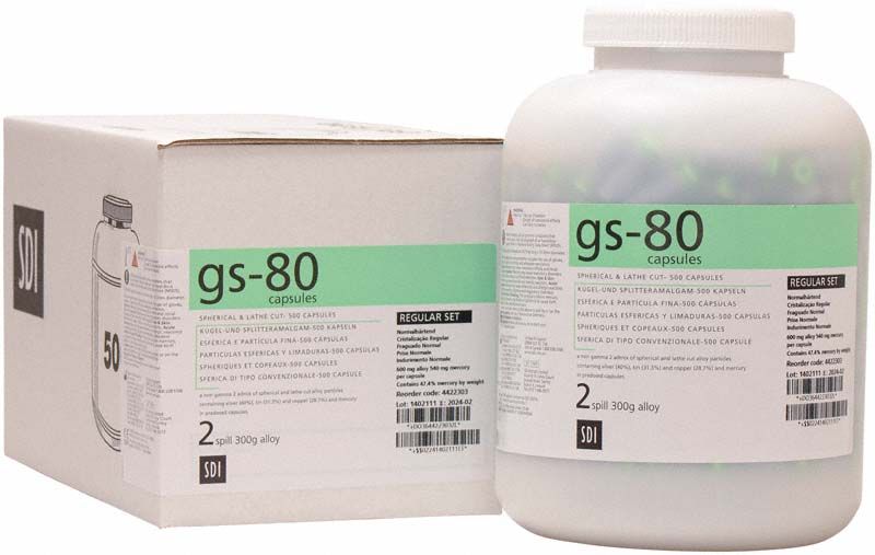 GS-80 Kapseln in großer Plastikflasche und Verpackung mit Etikett.