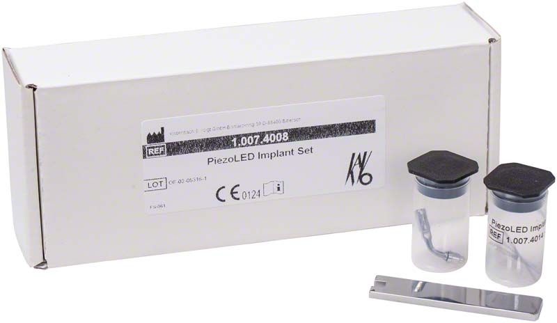 Verpackung des PIEZO Implant Spitzen Sets mit zwei Implantatbehältern