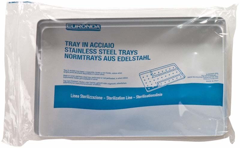 Aluminiumdeckel für Normtray in silberner Farbe, ungelocht.