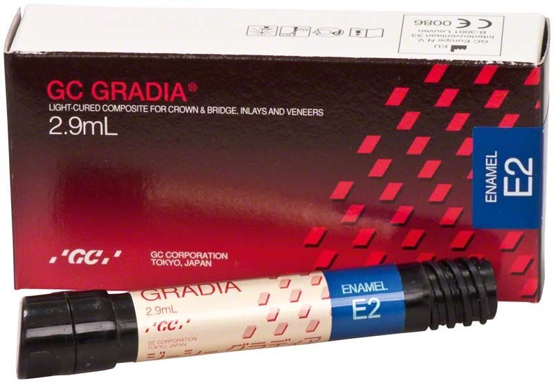 Gradia Enamel E2 Kompositverpackung mit 2,9 ml Inhalt.