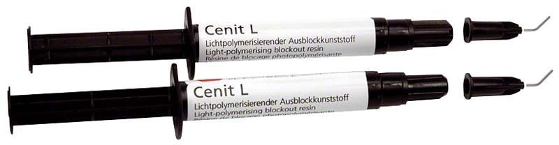 Zwei schwarze Spritzen mit Cenit L lichthärtendem PMMA-Kunststoff.