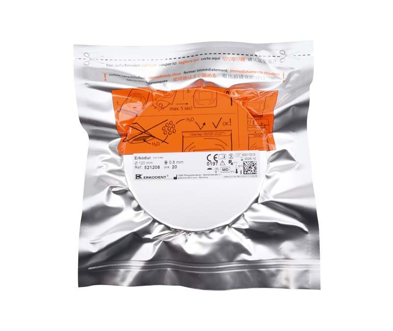 Erkodur Tiefziehfolie, verpackt in silbernem Beutel mit orangefarbenem Etikett.