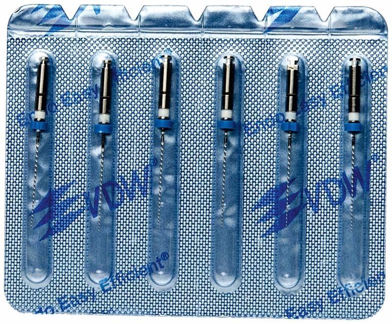 FlexMaster NiTi-Feilen in Blisterverpackung für Wurzelkanalbehandlung.