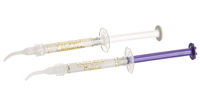 Zwei Spritzen mit OraSeal Compula und OraSeal Putty für dentale Anwendungen.