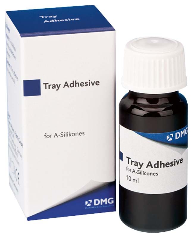 Tray-Adhesive Flasche 10ml neben Produktverpackung mit DMG-Logo.