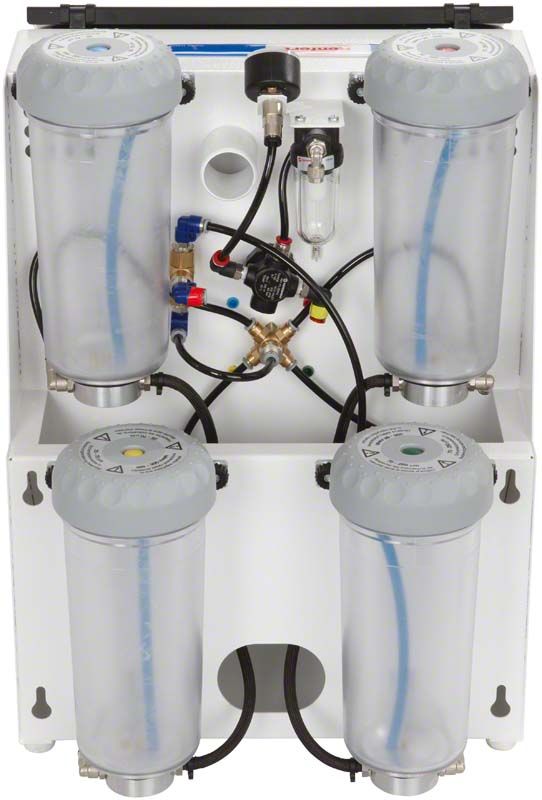 Vario basic Strahlgerät mit vier transparenten Zylindern und Verbindungsschläuchen.