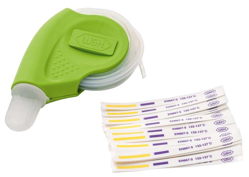 Helix Testkit mit grünem Gehäuse und Indikatorstreifen.