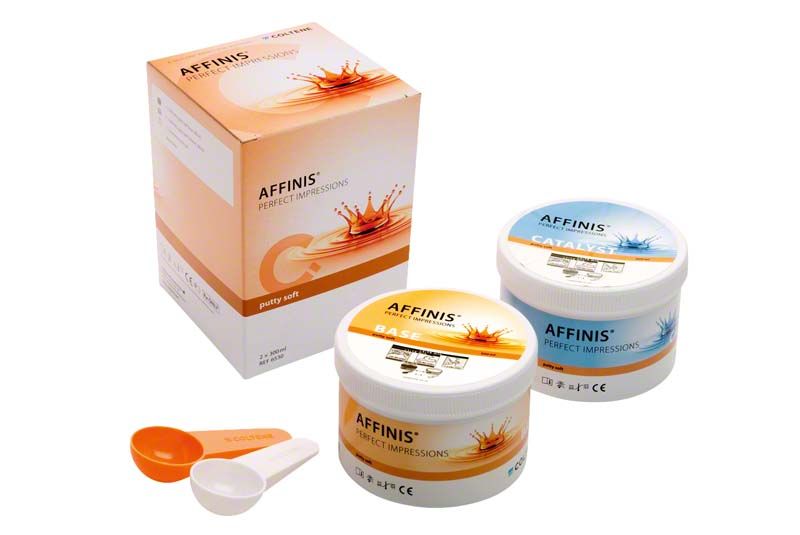 AFFINIS® Dosen putty soft mit Basis- und Katalysatorbehältern, inklusive Messlöffel.