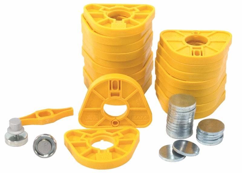 Gelbes Magnet-Splitcastformer Kombi Kit mit Metallteilen und Kunststoffkomponenten.