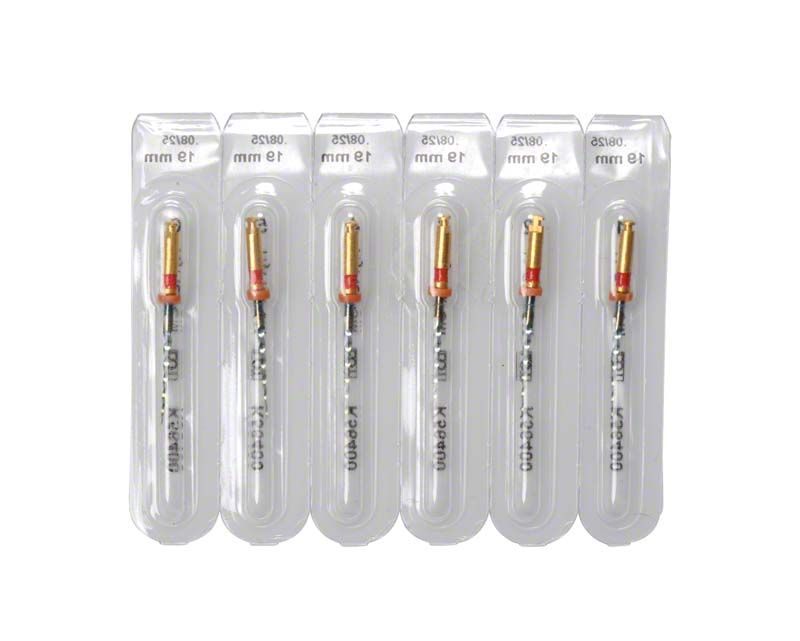 HyFlex™ CM NiTi-Feilen 19mm in transparenter Blisterverpackung, sechs Stück nebeneinander.