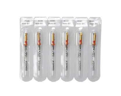 HyFlex™ CM NiTi-Feilen 19mm in transparenter Blisterverpackung, sechs Stück nebeneinander.