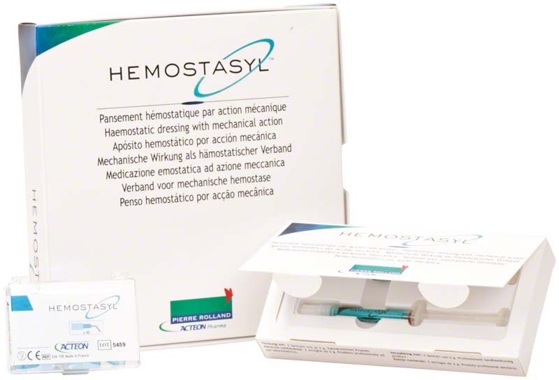 Hemostasyl Kit mit Verpackung und blutstillendem Gel in Spritze.