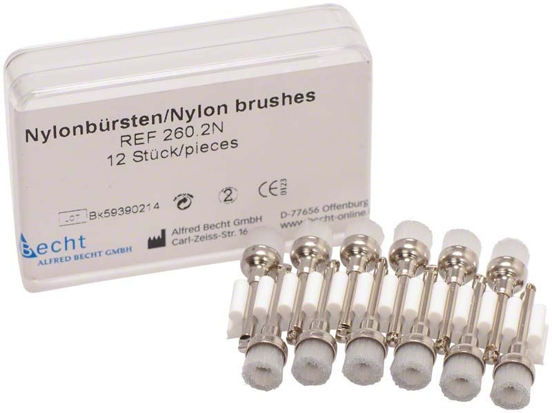Kelchbürsten mit Nylonbesatz, 12 Stück, in Kunststoffverpackung.
