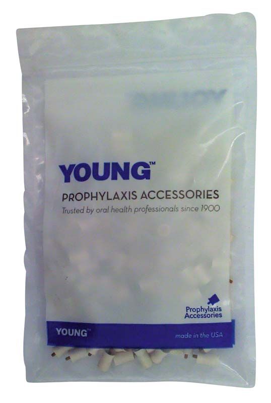 Turbokelchaufsätze in weißer Verpackung mit Markenlogo und Schriftzug.