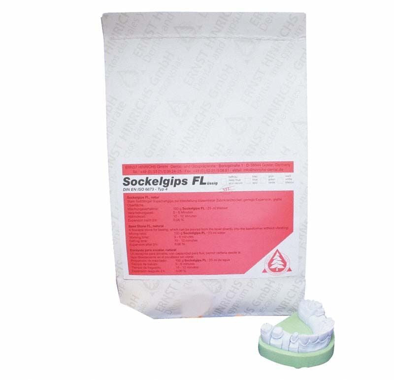 Sockelgips Flüssig grün 25 kg Tüte mit Zahnsockel-Modell.