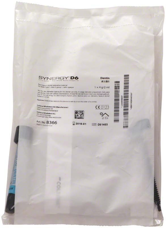 Spritze Synergy D6 Dentin A1/B1 in Verpackung mit Produktinformationen.
