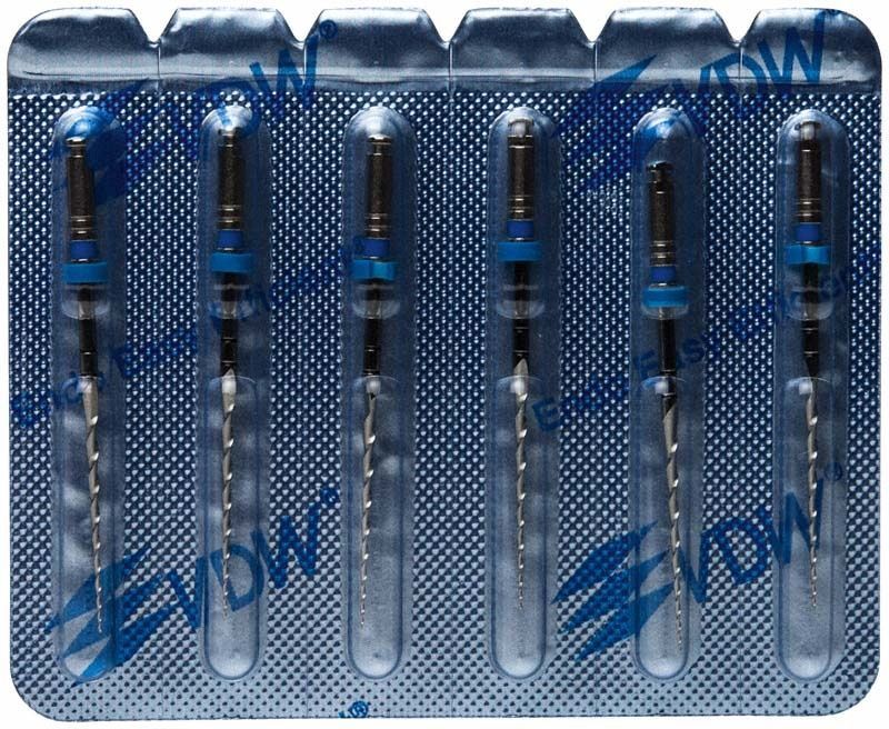 Mtwo® NiTi-Instrumente 31mm in Blisterverpackung für Wurzelkanalaufbereitung.