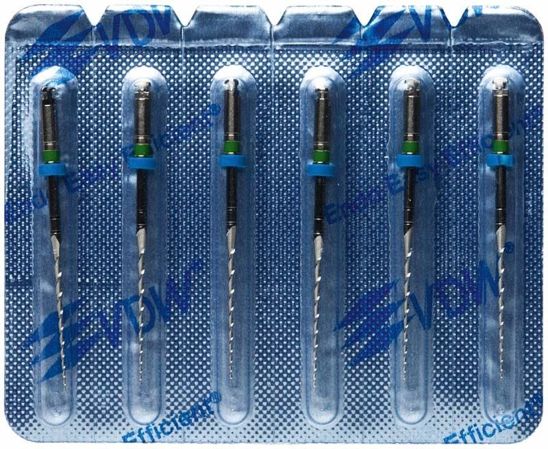 Blisterpackung mit Mtwo® NiTi-Instrumenten für Endodontie, 31mm Länge.