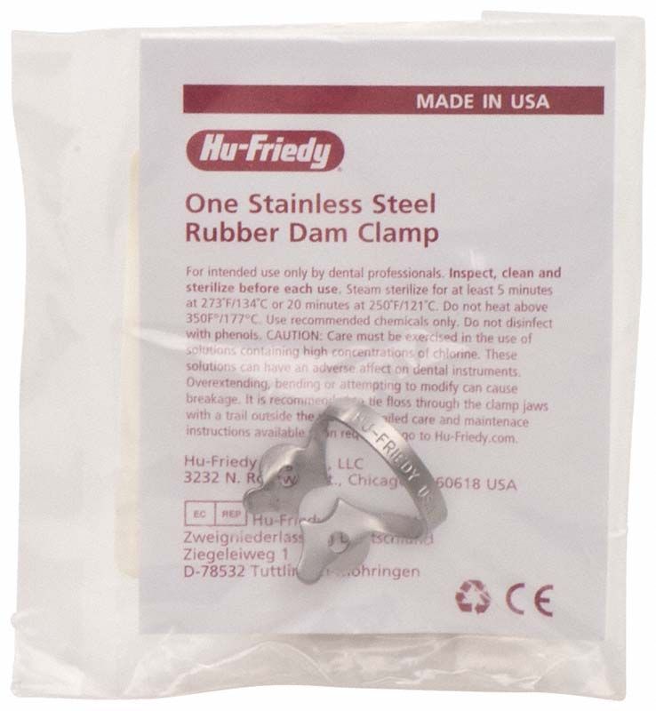 Kofferdam-Klammer aus Satin Steel für Prämolaren, in Verpackung.