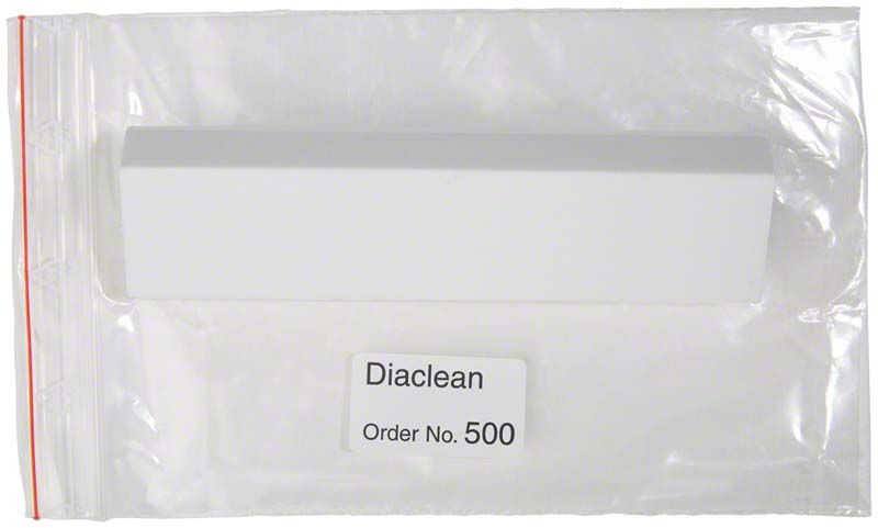 Diaclean 500 Sinterdiamant-Pflegemittel in transparenter Verpackung.