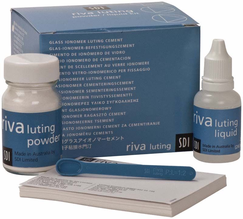 Riva Luting Pulver und Flüssigkeit Kit Dreierpack mit Verpackung und Zubehör.