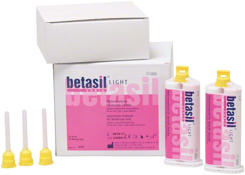 Betasil Vario light Kartuschen mit Verpackung und Mischkanülen.
