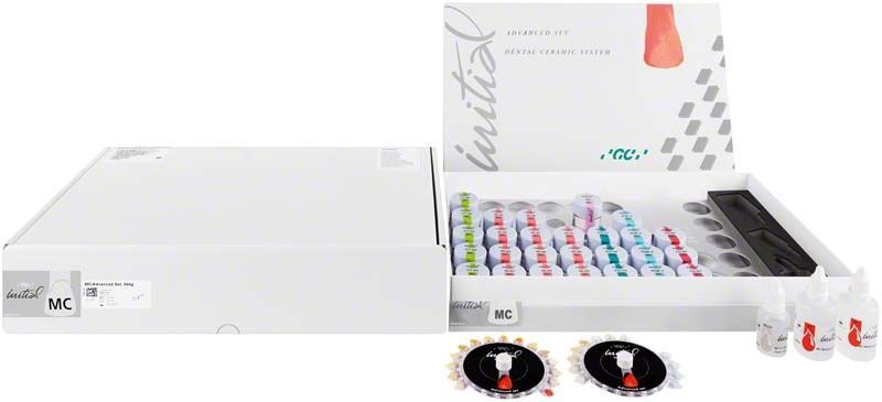 GC Initial MC Sets mit Paste Opaque Advanced Set und Produktverpackung.