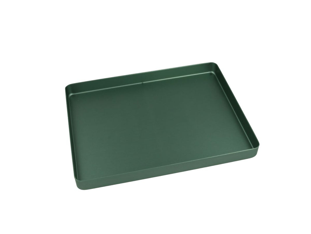 Grünes Aluminiumtablett ohne Löcher, rechteckige Form.