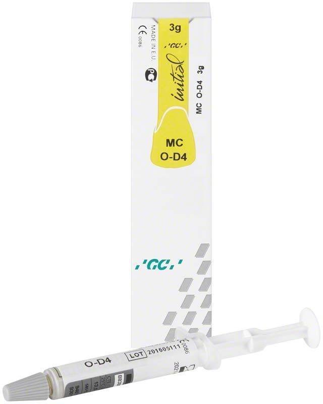 GC Initial MC Paste Opaque OD4 in Spritze vor Verpackung.